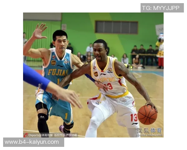 12月21日CBA精彩回放广东队对阵同曦队全场比赛精彩瞬间回顾